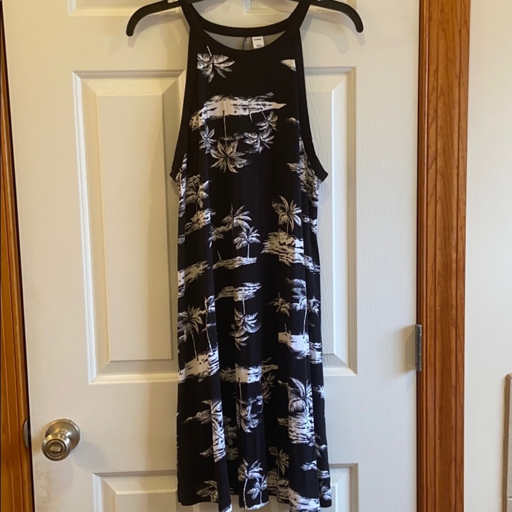 Old Navy beach print dress